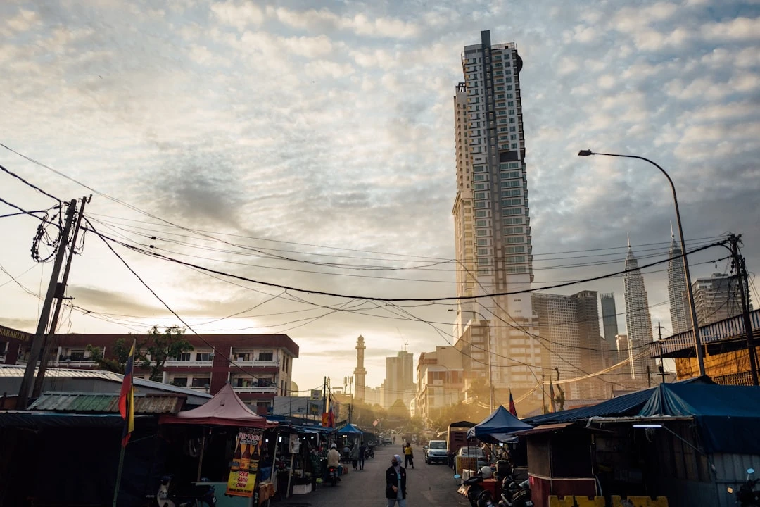 kham-pha-double-top-crypto-pattern-goc-nhin-cua-chuyen-gia